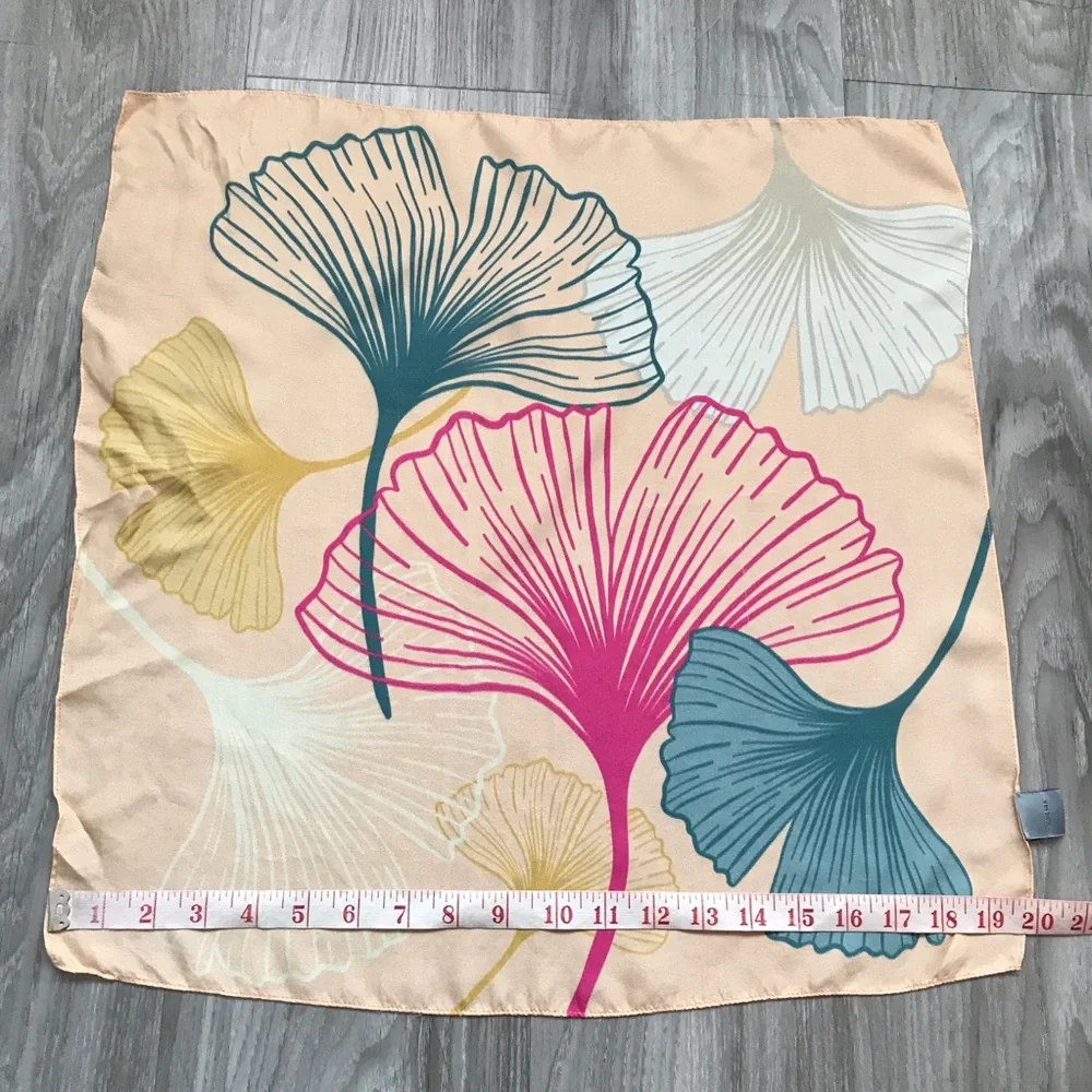 WOMENS SILK SQUARE SCARF SATIN HAND ROLLED FLORAL BANDANA